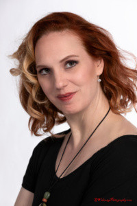 Rachel Maynard - Headshot
